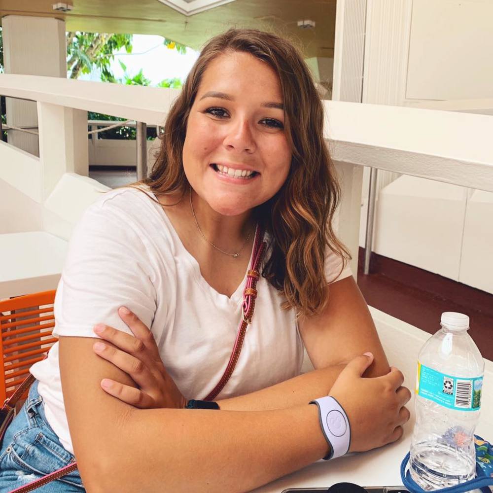 Meet your Posher, Hayley